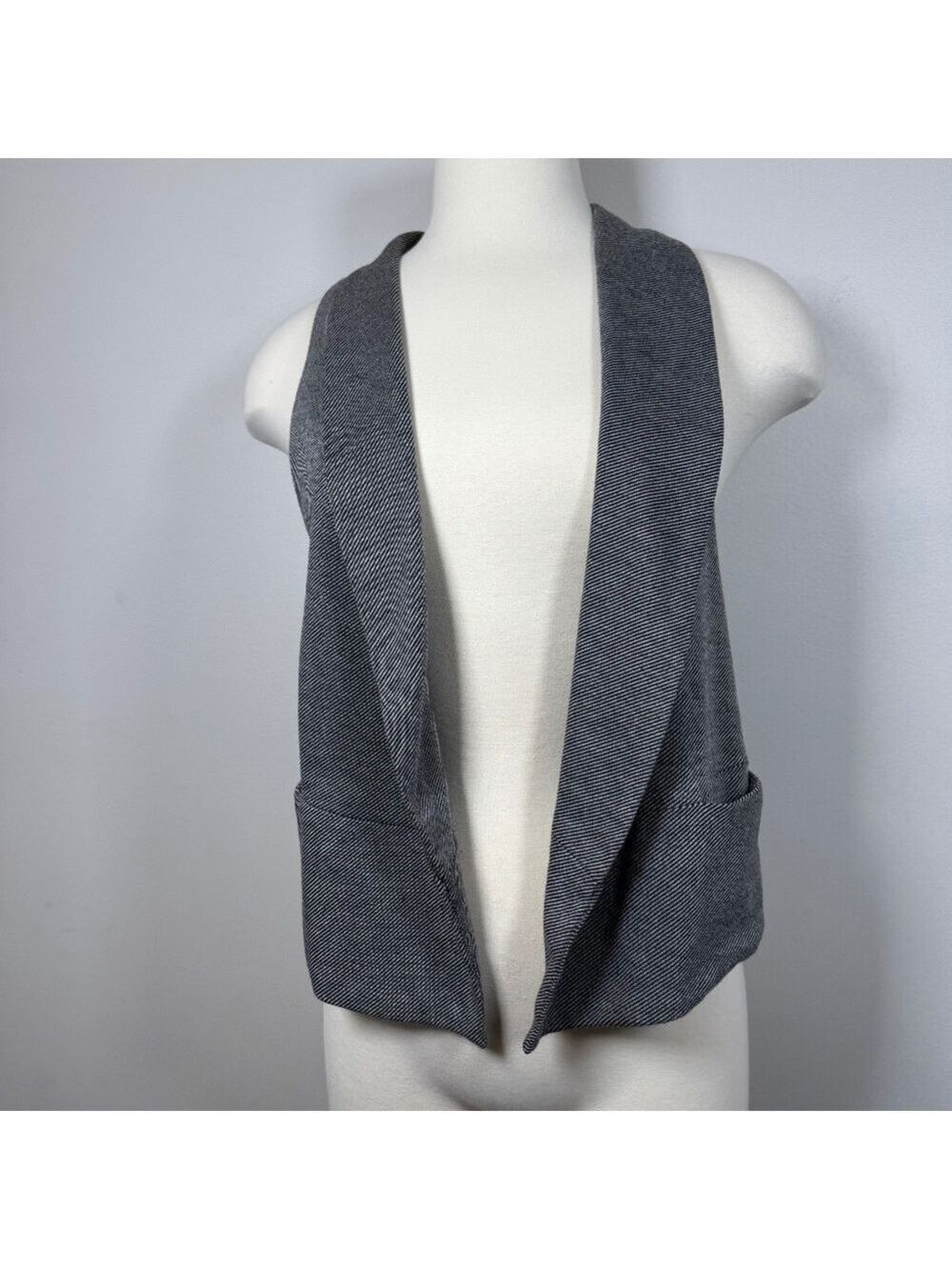 Costa Blanca Gray Women's Vest